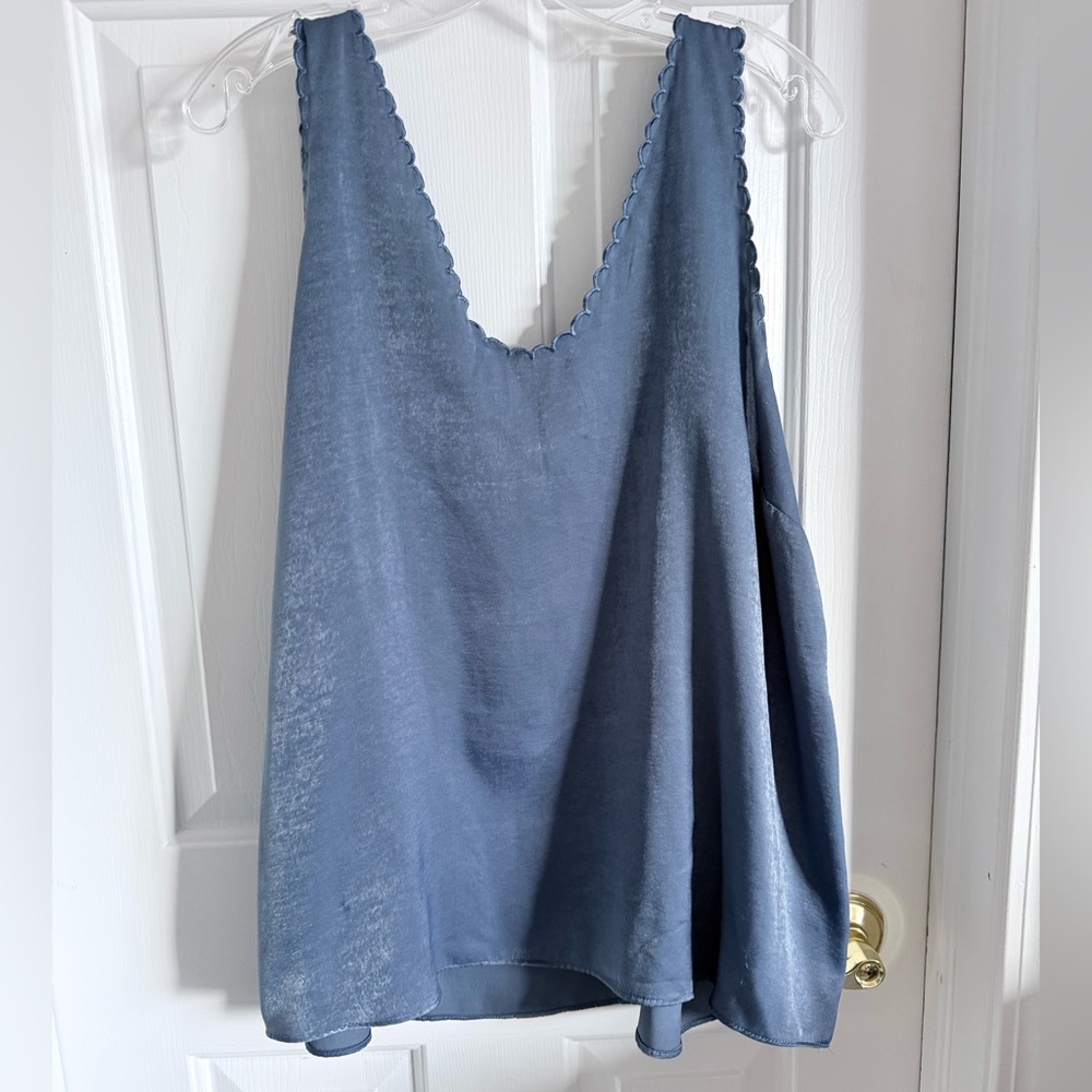 LC Lauren Conrad Scalloped Blue Camisole